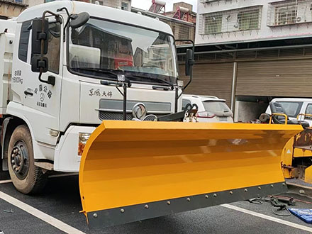3.5米輕型除雪鏟可裝東風天錦